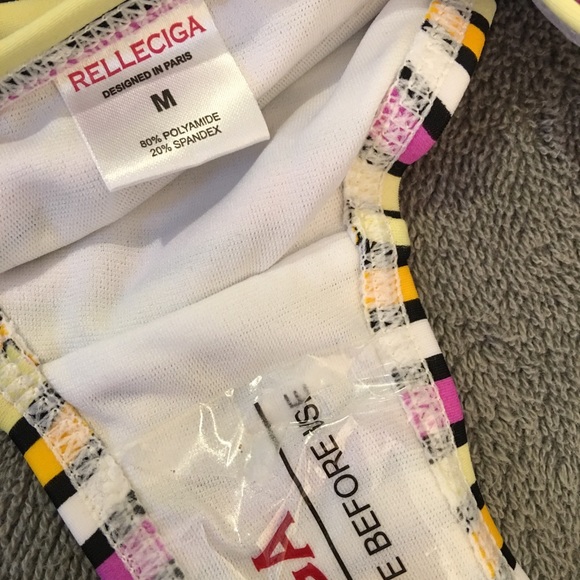 Relleciga • Striped Bikini - Picture 4 of 6